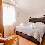 Kuca Za Odmor Lavanda Villa